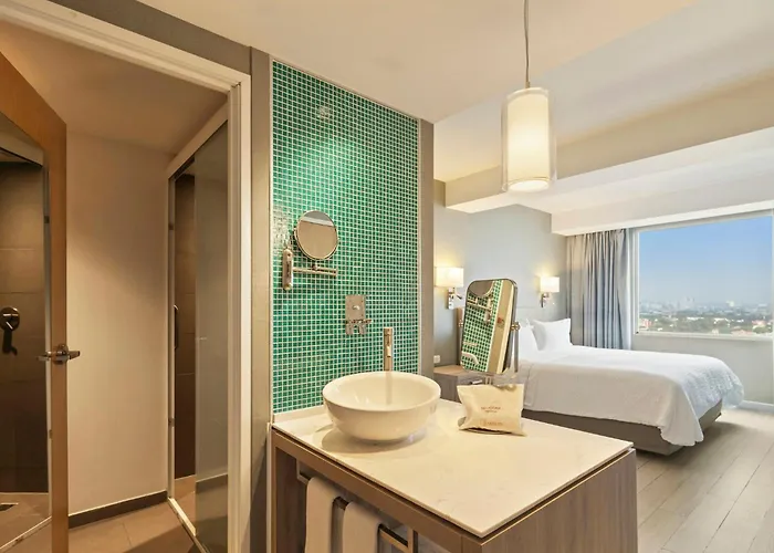 Hotel Fiesta Express Ciudad De Forum Buenavista 4*